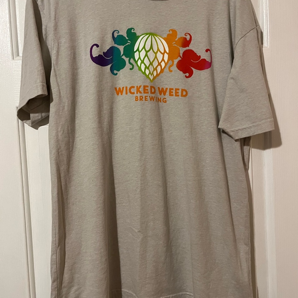 Next Level Apparel wicked weed Gray Short Sleeve Tee with Geometric Design